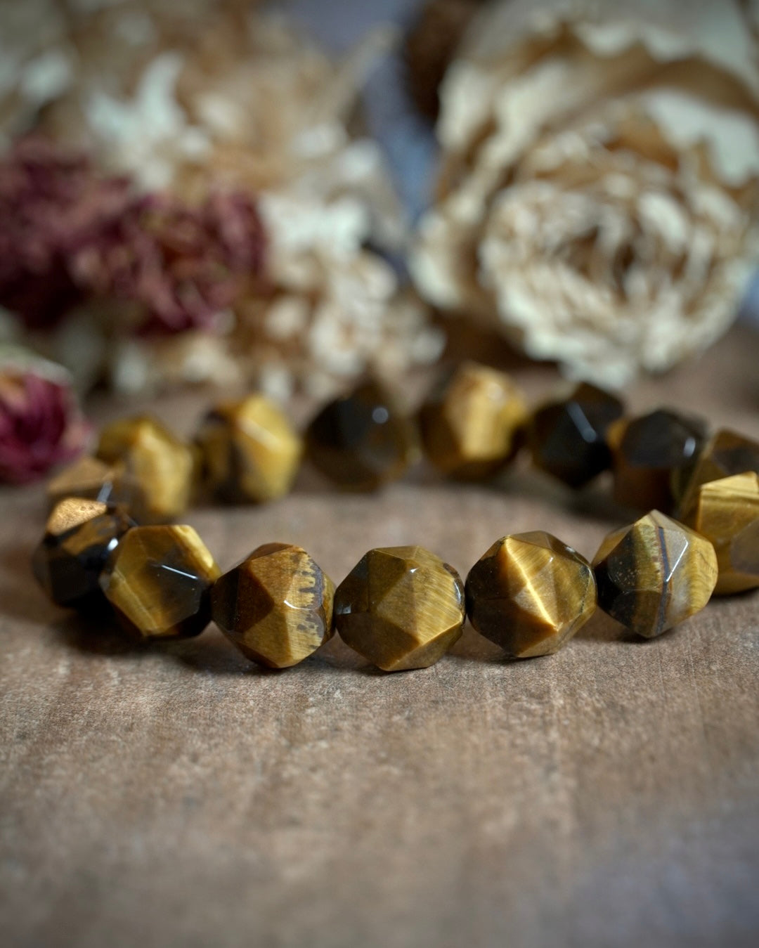 Jumbo Faceted Tigers Eye Bracelet