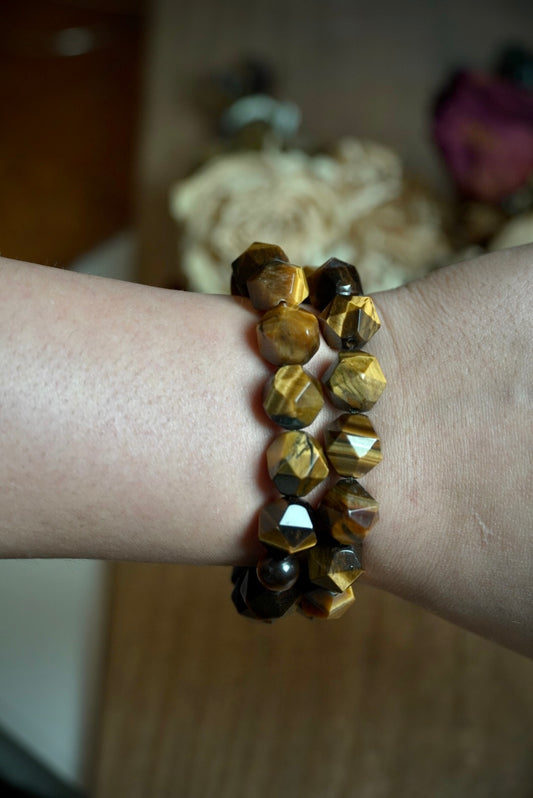 Jumbo Faceted Tigers Eye Bracelet