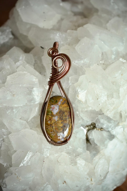 Moroccan Seam Agate in Copper