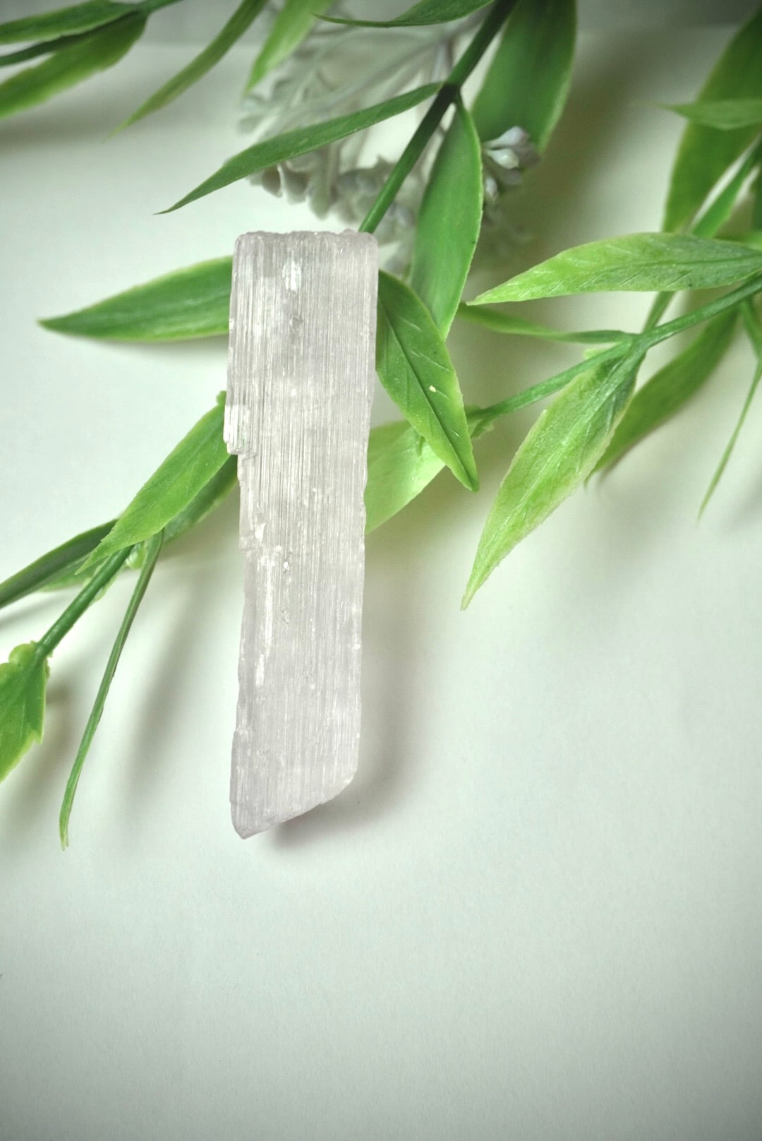 Gemmy Large Raw Kunzite