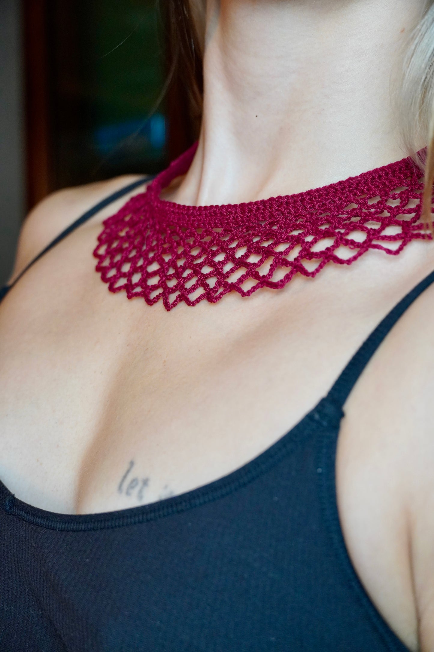 Red Cotton Lace Crocheted Collar