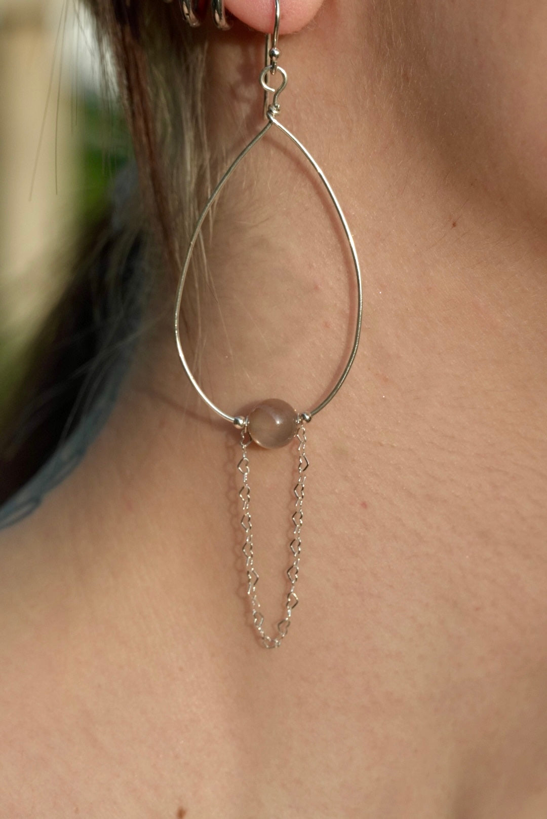 Heart Chain Peach Moonstone Earrings in Sterling Silver