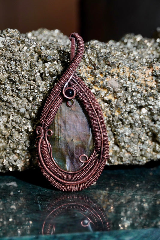 Purple Labradorite & Amethyst Copper Pendant